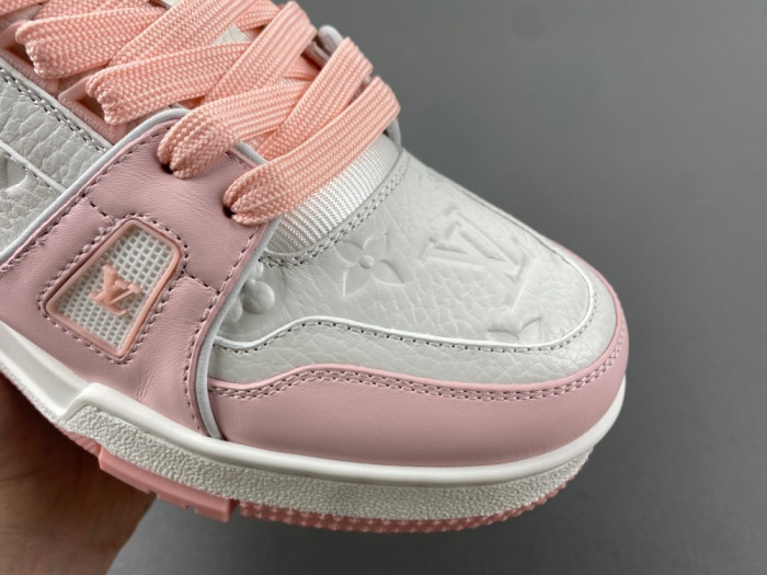 l**is V*t*n trainer pink rose 1aa6vv