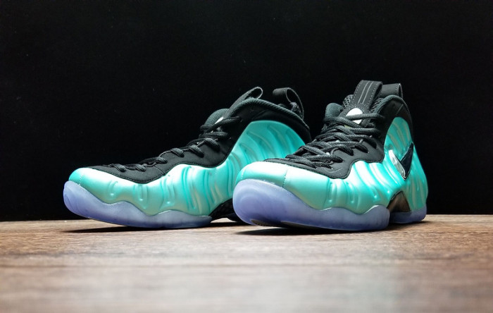nike air foamposite pro “island green” metallic platinum mens 624041-303