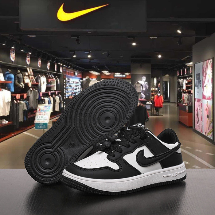 nike shoes bear 1